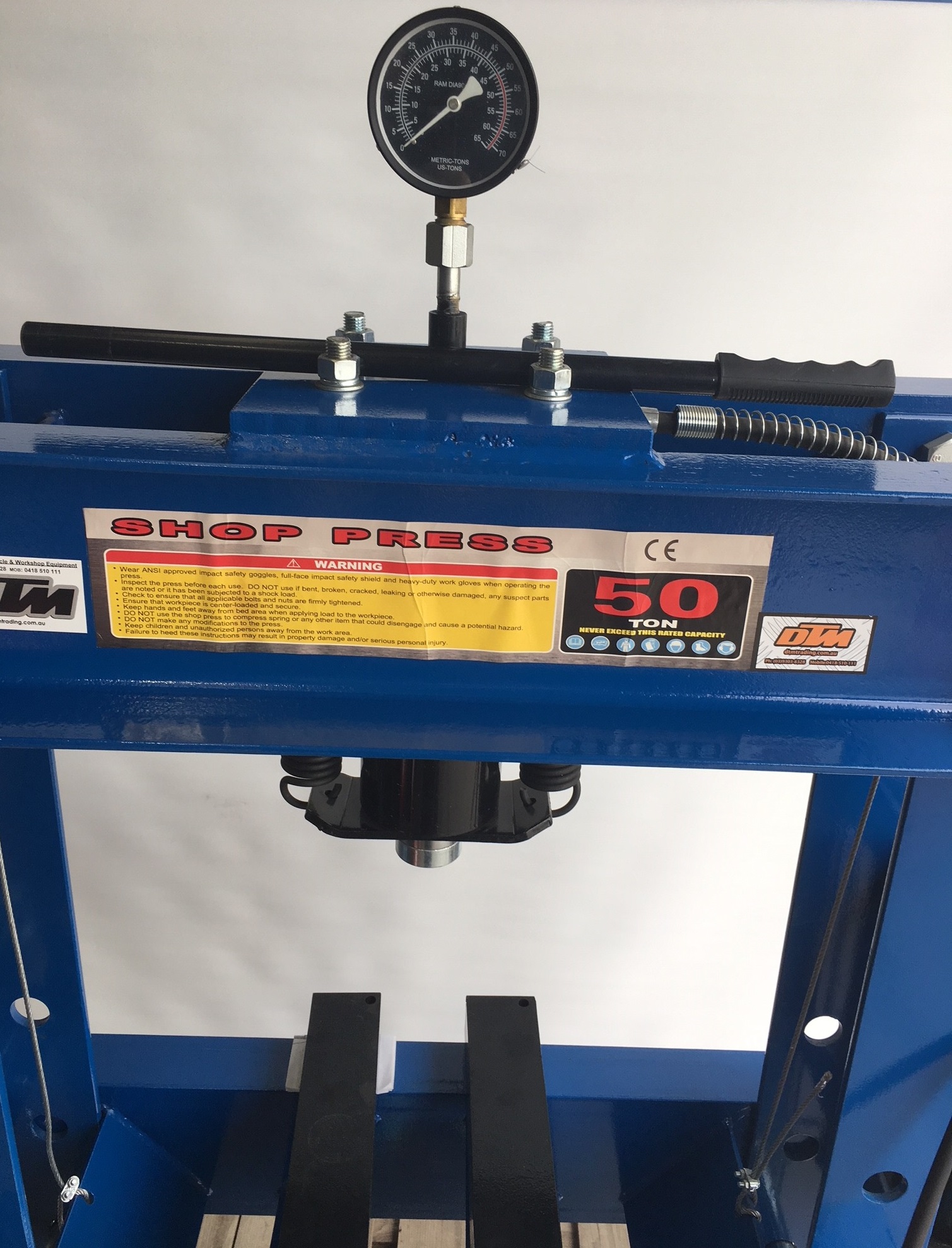 Air/Hydraulic Shop Press 50ton SP50AH DTM Trading