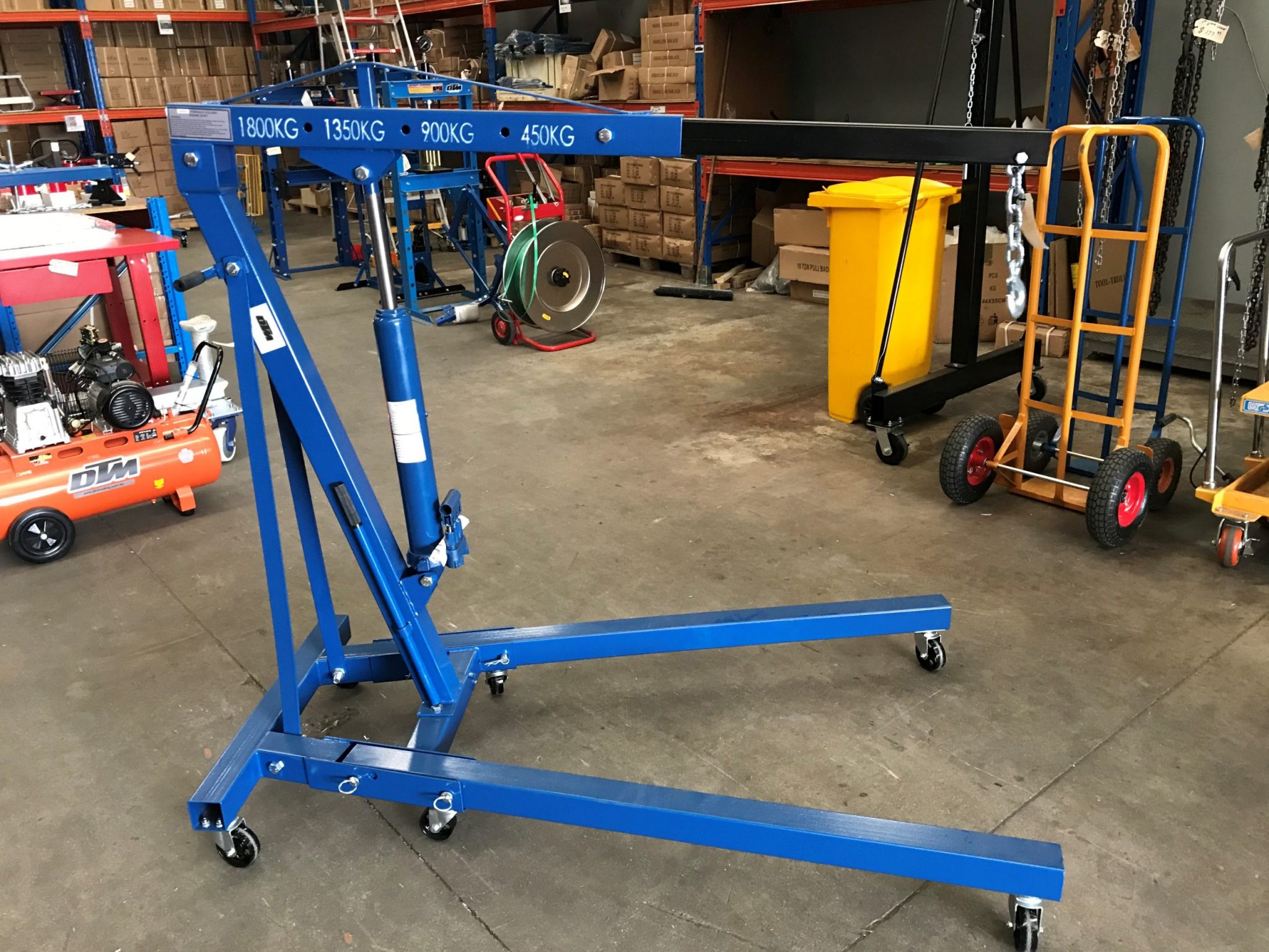 Engine Crane 1800kg DTM Trading