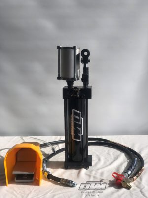 30ton Air/Hydraulic Pump and Hose Assembly
