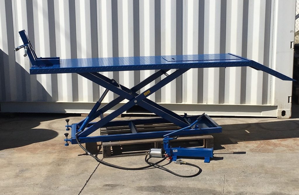 Motorcycle Lift Bench Air/Hydraulic 680kg 2200mm Long DTM Trading