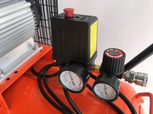 Air Compressor  240v 2.5hp 10 amp 100litre