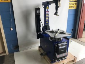 Tyre Changer with Tilt Back Arm 240v 10"to 24"
