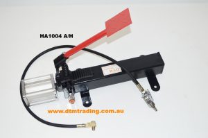 Air/Hydraulic Manual Pump & Hose for M/C lift