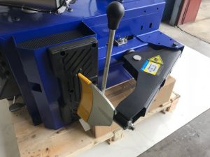 Tyre Changer with Tilt Back Arm 240v 10"to 24"