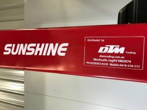 Two Post Clear Floor 4000 kg Car Hoist  415v
