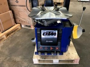 Tyre Changer Machine, Tilt Back and Side Assist Arm 10" to 24" Wheels