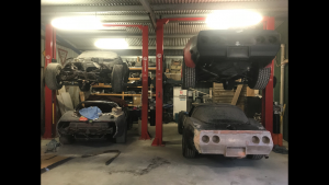 Two Post Clear Floor Car Hoist 3500kg 240 volt