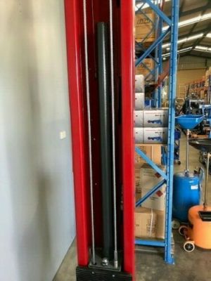 Two Post Clear Floor Car Hoist 3500kg 240 volt