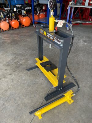 Shop Press 12 ton, Hydraulic Ram with Gauge, Work Bench Press (SP12YG)
