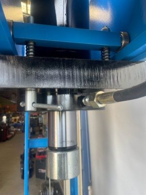 75 Ton Shop Press Air/Hydraulic Sliding Head