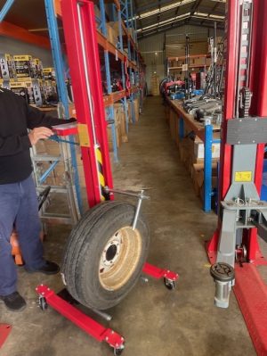 Air Operated Wheel Lifter (DTMAWL)